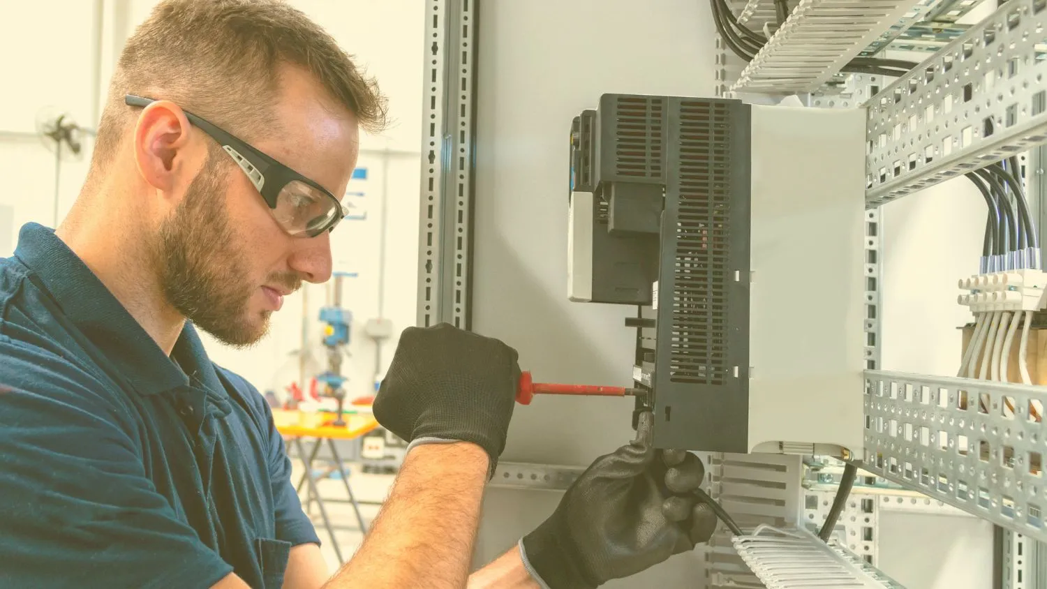 Serviços Elétricos Residenciais: A Solução para Sua Casa